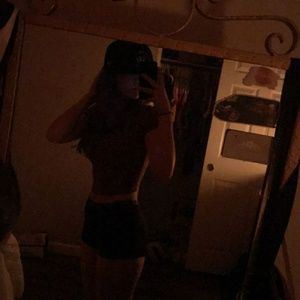 Meet your Posher, Ash